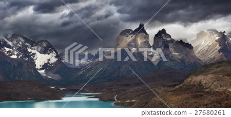 Torres del Paine, Cuernos mountains 27680261