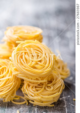 pasta pasta 27683987