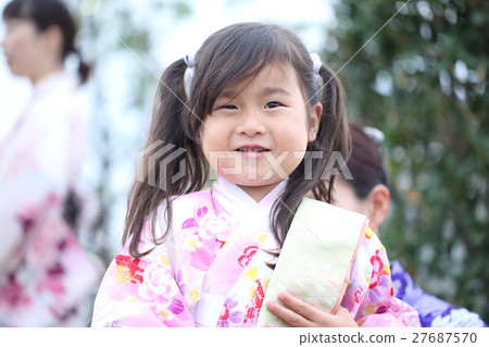 浴衣的父母子女 浴衣的父母子女 27687570