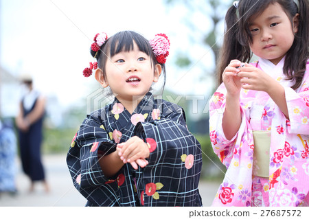 Yukata children Yukata children 27687572
