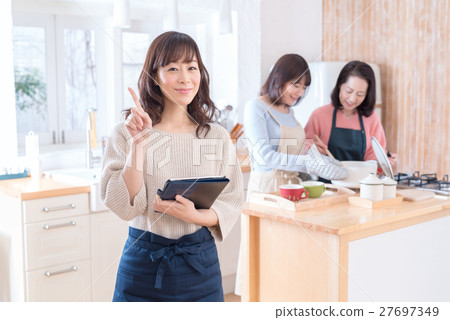 Housewife kitchen three generations 27697349