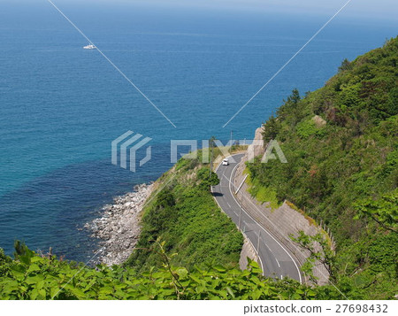 Coastal street 27698432