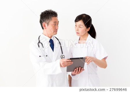 Doctors and nurses Doctors and nurses 27699646