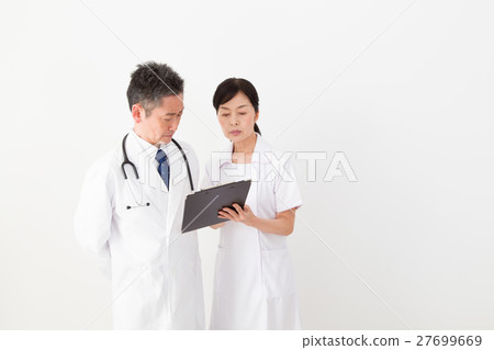 Doctors and nurses Doctors and nurses 27699669