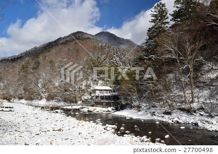 Fishing pit of Shiobara Valley 27700498