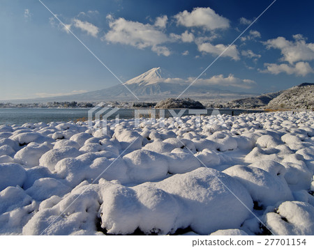 Kawaguchi湖薄雪的早晨 Kawaguchi湖薄雪的早晨 27701154