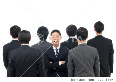 一個年輕的商人 一個年輕的商人 27701556