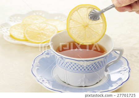 Lemon tea 27701725