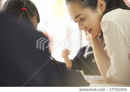 Children in drawing Children in drawing 27702600