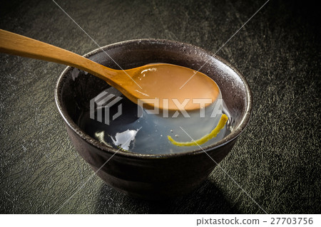 Kotoya Hot sweet drink of kudzu starch gruel Japan 27703756