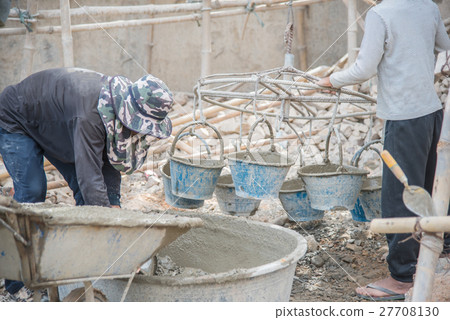 construction worker construction worker 27708130