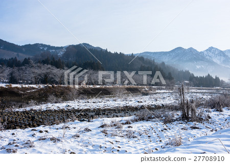Winter scenery 27708910