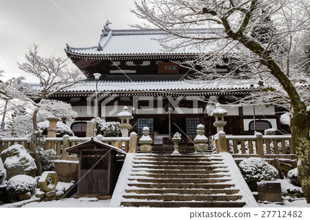 Arima Onsen Arimayama Onsen Zen temple Snowscape 27712482