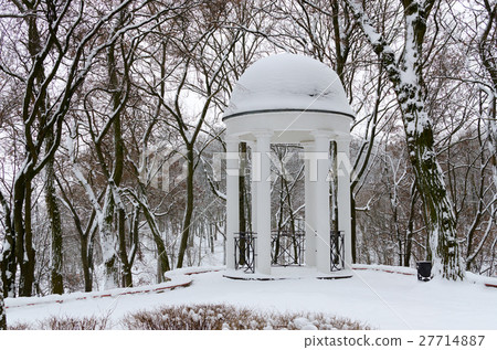 Gazebo in winter park, Gomel, Belarus Gazebo in winter park, Gomel, Belarus 27714887
