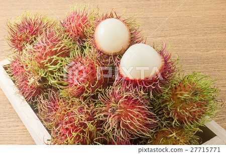 Delicious Ripe Rambutan on A Serving Tray Delicious Ripe Rambutan on A Serving Tray 27715771