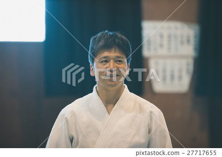 合氣道 男人 男 27717655