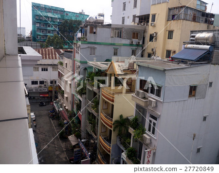 Ho Chi Minh's 28 Boi Vien alley 27720849