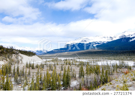 Winter Canadian · Rocky North · Saskatchewan River Winter Canadian · Rocky North · Saskatchewan River 27721374