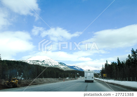 Winter Canadian · Rocky Road Winter Canadian · Rocky Road 27721388
