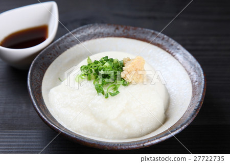 Tororo potato 27722735