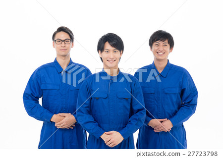 A young worker 27723798