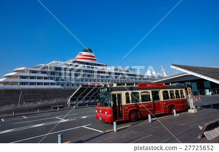 Daigaku Daisan Bridge Passenger Ship Terminal Bus Station Daigaku Daisan Bridge Passenger Ship Terminal Bus Station 27725652