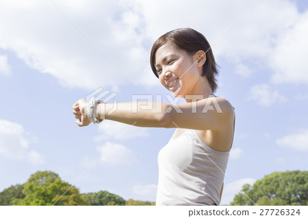 Sporty women Sporty women 27726324
