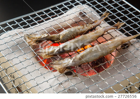 Roasted shishamo 27726556