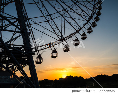 Ferris wheel Ferris wheel 27726689
