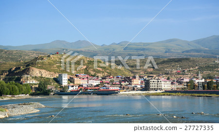 Tibetan village, the natural scenery Tibetan village, the natural scenery 27727335