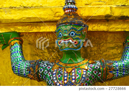 Gian from the famous emerald temple, Bangkok 27728666