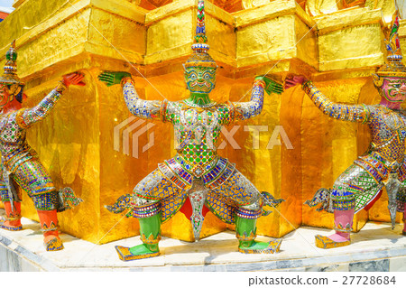 Gian from the famous emerald temple, Bangkok Gian from the famous emerald temple, Bangkok 27728684