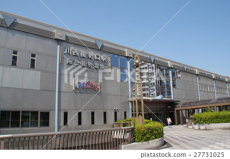 Hankyu Railway Kawanishi-ekiguchi Station 27731025