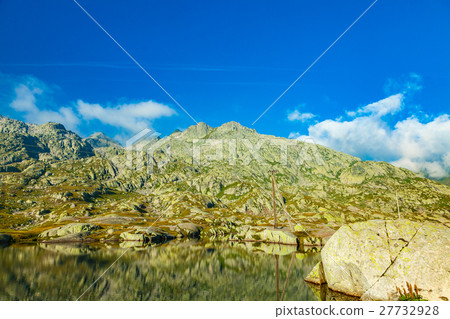 mountain lake mountain lake 27732928