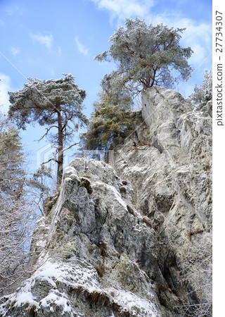 Rock formations in Slovak paradise Rock formations in Slovak paradise 27734307