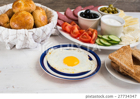 Traditional Turkish breakfast 27734347