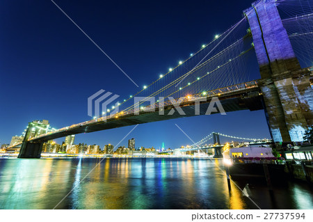 Brooklyn bridge, manhattan night view from hudson Brooklyn bridge, manhattan night view from hudson 27737594