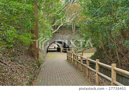 [Kada Miyama First Battery Site] Kada Miyama, Wakayama City 27738401