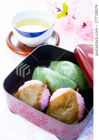 Domyoji, Sakura Mochi, Kumochi and Tea, Spring Japanese Sweets Domyoji, Sakura Mochi, Kumochi and Tea, Spring Japanese Sweets 27738674
