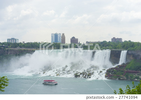 Niagara Falls 27741094