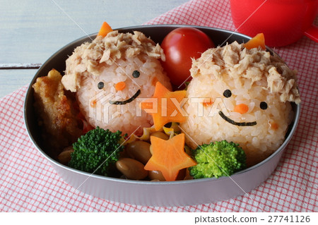 吃午飯 27741126