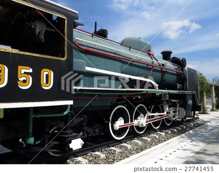 Mikado Steam Locomotive No.950, old Japan train 27741455