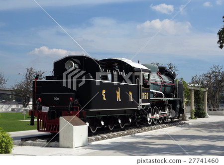 Mikado Steam Locomotive No.950, old Japan train 27741460