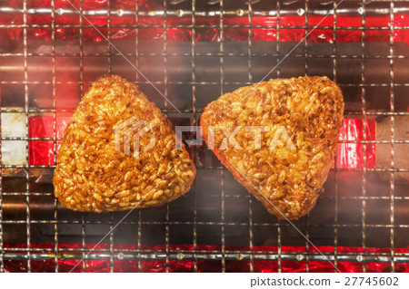 烤飯糰烤飯糰日本食物 27745602