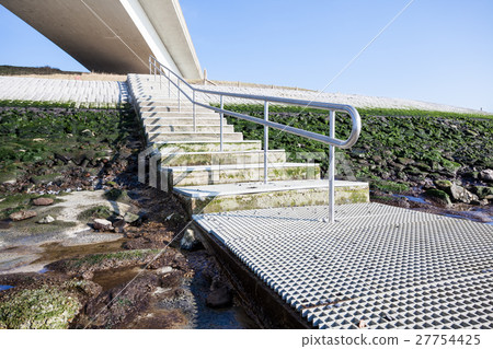 stairway near an bridge 27754425