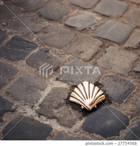 Santiago shell in Brussels 27754508