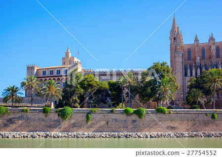 Cathedral of Palma de Mallorca Cathedral of Palma de Mallorca 27754552