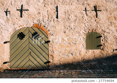 Riga Latvia. Facade Of Ancient Medieval Building 27754694