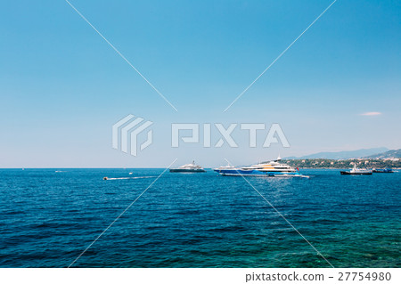 Modern Yacht in Bay In Sunny Summer Day. Vacation 27754980