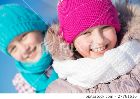 Winter activity 27761610